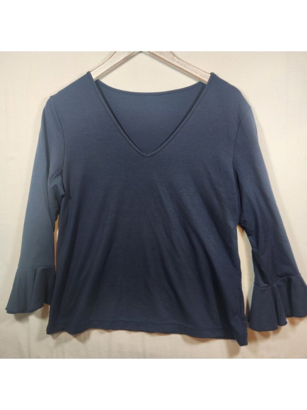 Weekenders Navy Blue‎ V-Neck Ruffle Bell Sleeve Top Medium Canada y2k like new